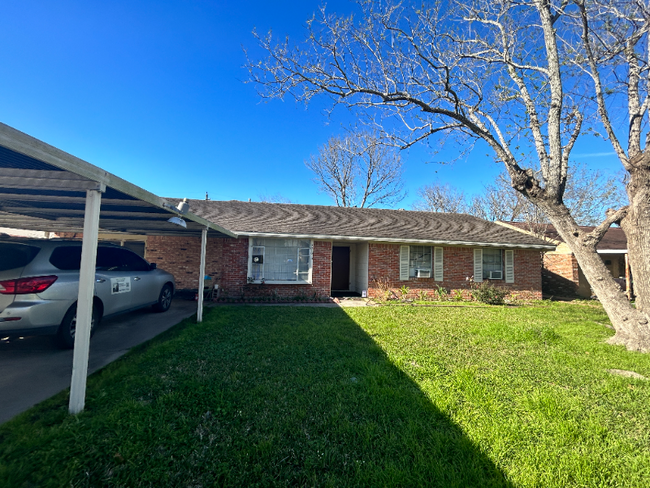 Building Photo - 4410 Dalmatian Dr