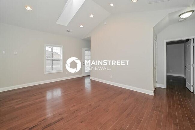 Foto del edificio - 3 Bedroom Pet-Friendly Home in Corryton, TN with Main Street Renewal