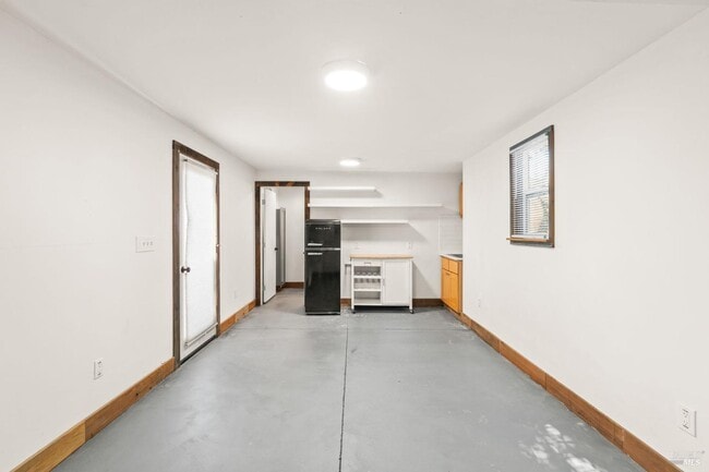 Building Photo - 891 Arroyo Rd