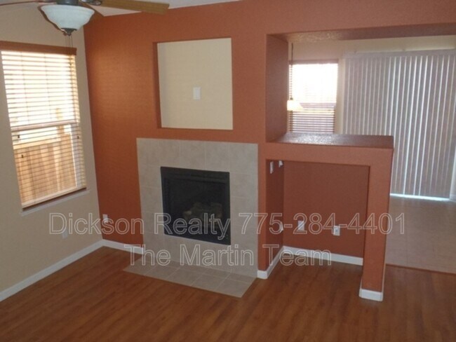 Building Photo - 3988 Dominus Dr