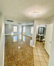 Building Photo - 17030 Cypresswood Glen Tr