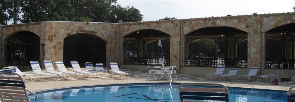 Foto principal - 21013 Highland Lake Dr