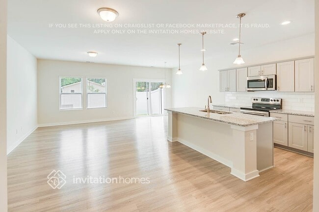 Building Photo - 3019 Ayana Dr