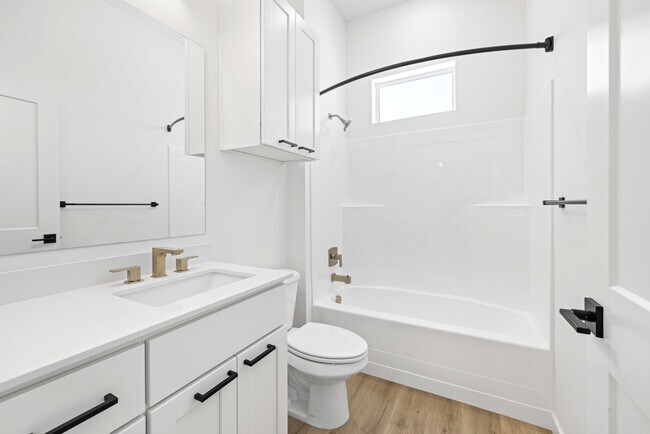 Foto del edificio - 4203 Hill Ln