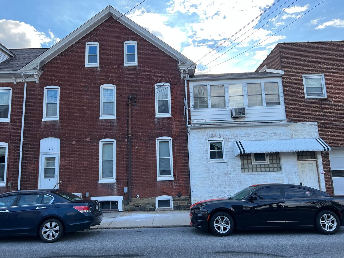 400 E Philadelphia Ave Unit 3, Boyertown, PA 19512 Apartments in