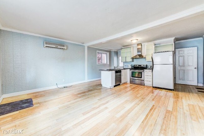 Building Photo - 2 br, 2 bath House - 1403 Sarah St