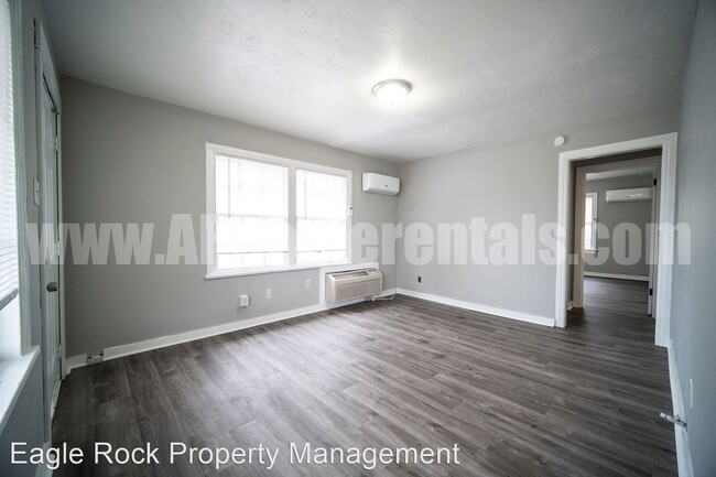 Foto del edificio - 2 br, 1 bath House - 104 Park Place