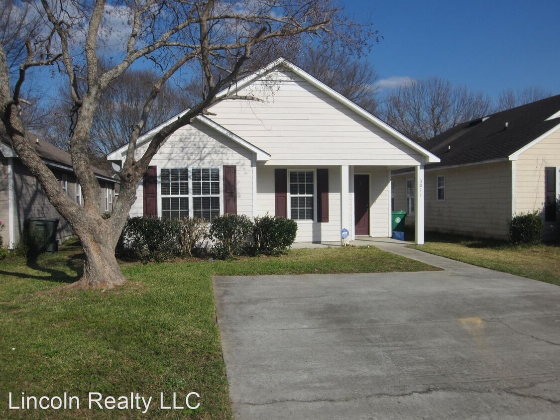 Primary Photo - 3 br, 2 bath House - 3011 Asbury Circle*