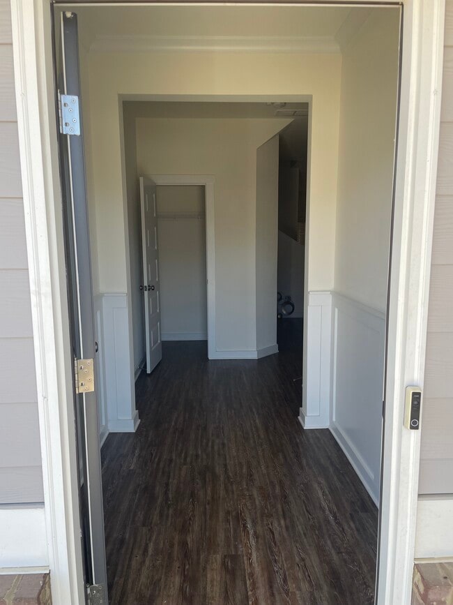 Foto del edificio - 3459 Misty Hollow Dr