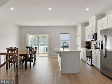 Kitchen/Dining - 131 Dripping Spring Dr