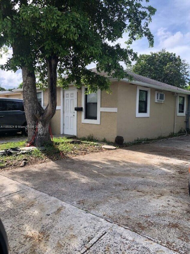 Foto principal - 2237 Taft St