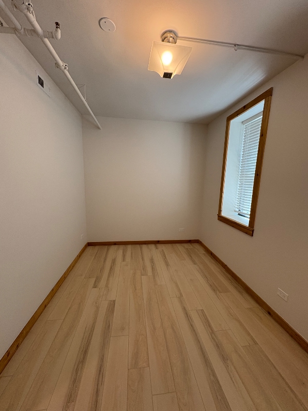 Building Photo - 4601 S Ellis Ave
