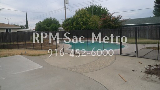 Building Photo - 10729 Campana Way