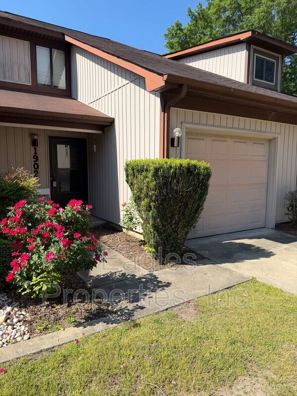 Foto del edificio - 1902 Harris St