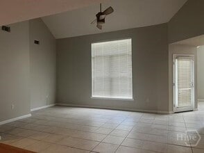 Building Photo - 174 Shady Hill Cir