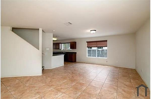 Foto del edificio - 4900 Meadow Trails Dr