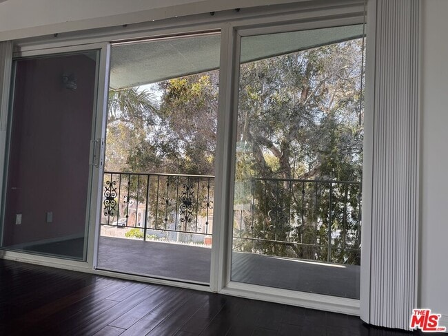 Building Photo - 2639 6th St