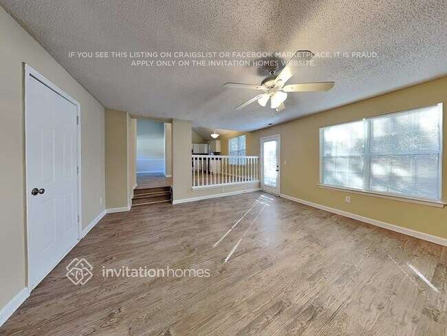 Building Photo - 335 Carrie Dr