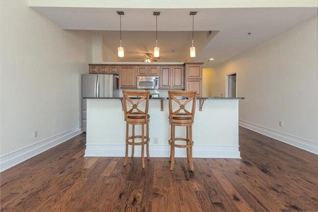 Photo - Gorgeous two bedroom two bath with 1574 ft.² two parking spaces included balcony, beautiful rooft... Apartment