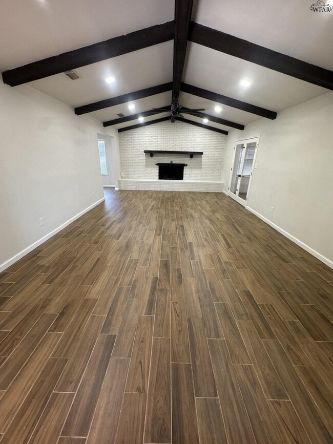 Building Photo - 1207 Danberry St