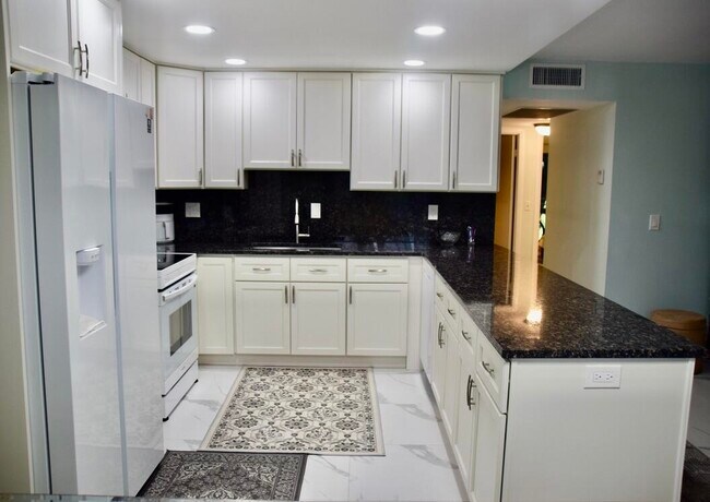 Foto del edificio - 364 Keswick C