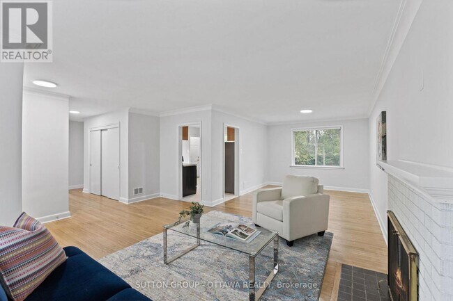 Building Photo - 1487 Caverley St