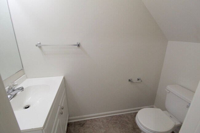 Building Photo - 1326 Devon Ln