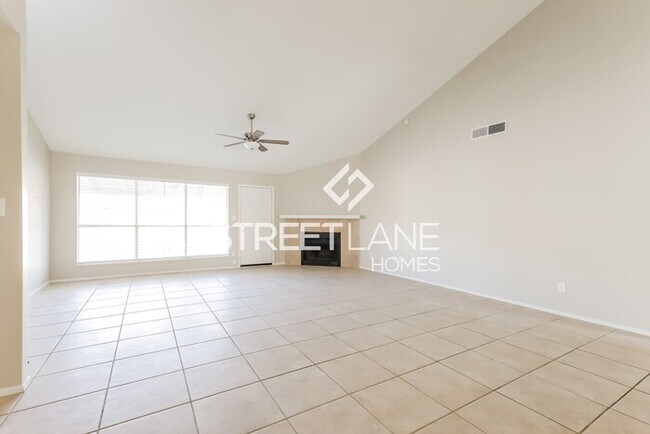 Building Photo - Charming 3 Bedroom in Chandler!