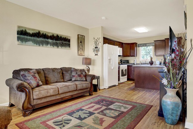 Foto del edificio - 6 Creekside Dr