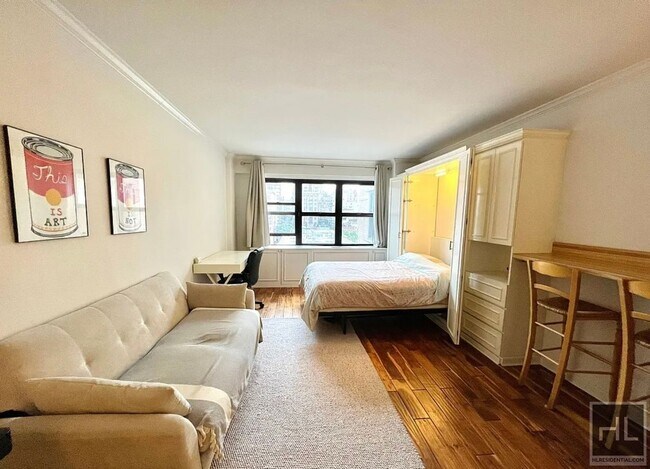Building Photo - Amazing studio EAST 76 STREET