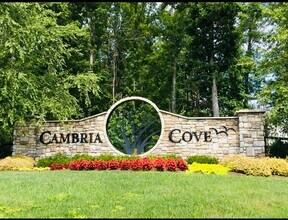 Building Photo - 16043 Cambria Cove Blvd