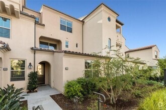 Building Photo - 90 Outwest