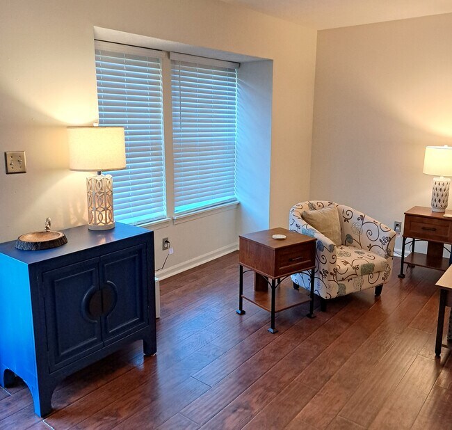 parlor - 1966 Goldsmith Ln