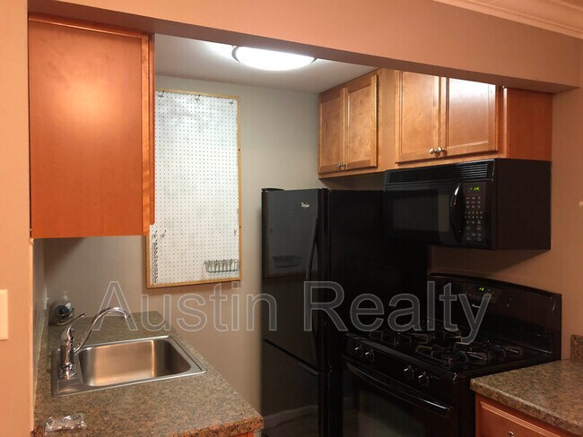 Foto del edificio - 2705 Laclede Station Rd