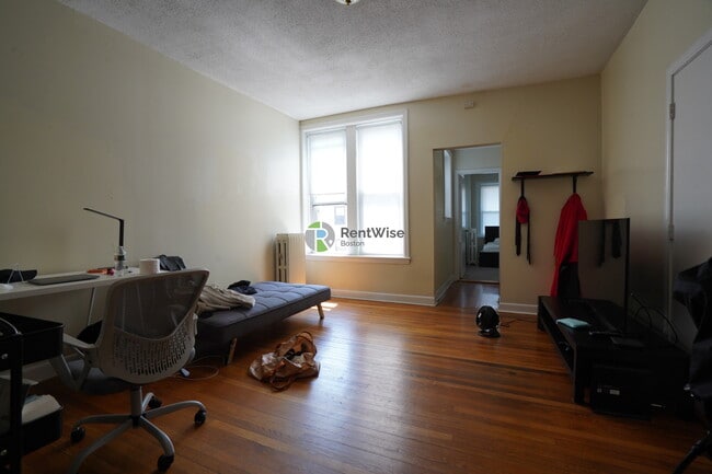 Foto del edificio - 1120 Commonwealth Ave