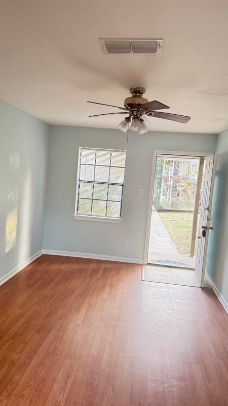 Building Photo - 1609 W Elm St