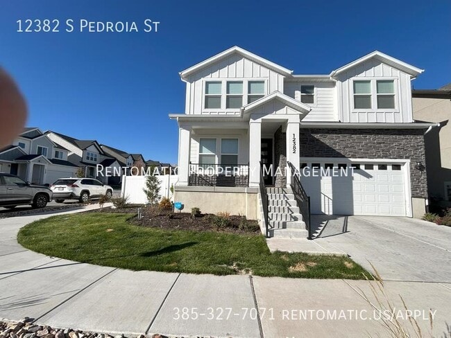 Building Photo - 12382 Pedroia St