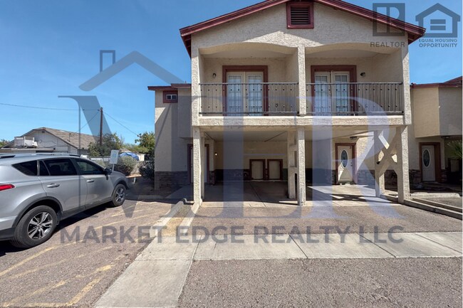 Foto del edificio - 3Bed/2.5Bath Townhouse at 24th St/Thomas! Ready for Immediate Move-In!