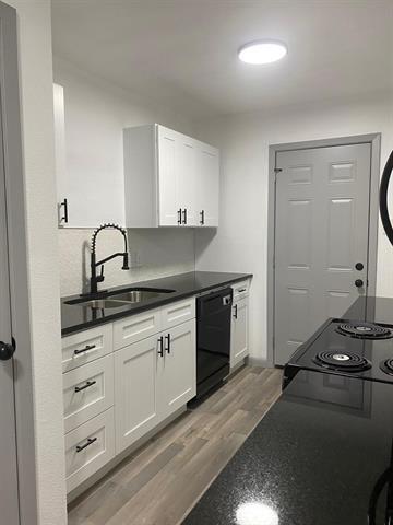 Foto principal - 224-226 E Lk St