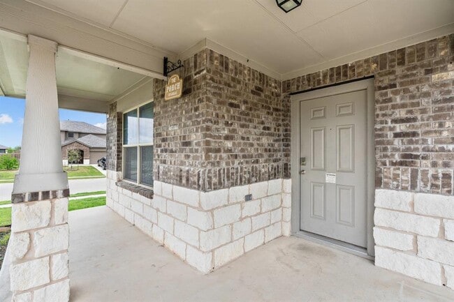Building Photo - 900 Canvasback Creek Dr