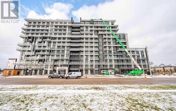 Building Photo - 461 Green Rd