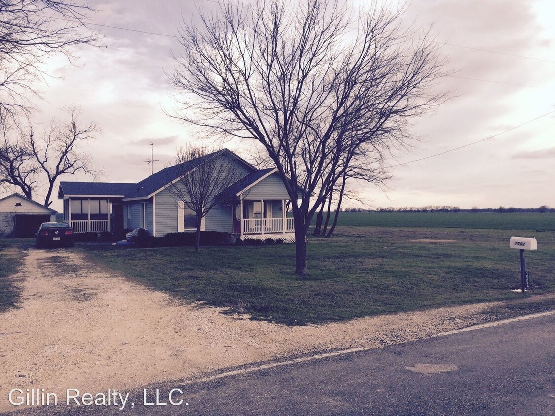 Primary Photo - 1502 FM 66