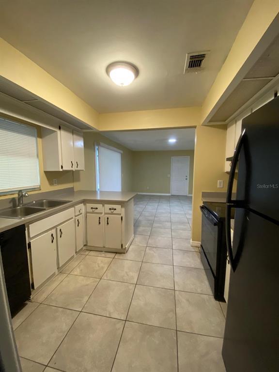 Foto del edificio - 3509 Lori Ln N