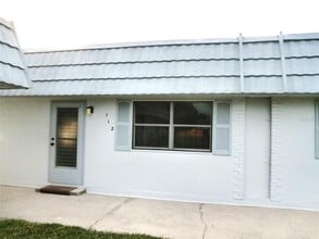 Building Photo - 202 Bedford Trail