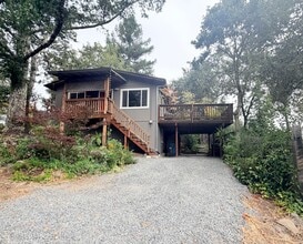 Building Photo - 8378 Vila Rd