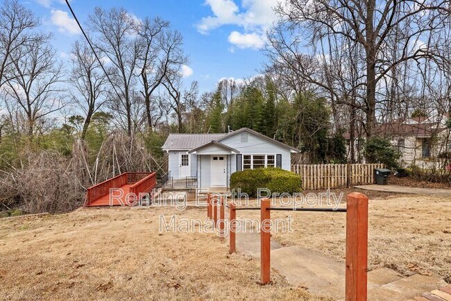 Foto del edificio - 942 Hillcrest Ave