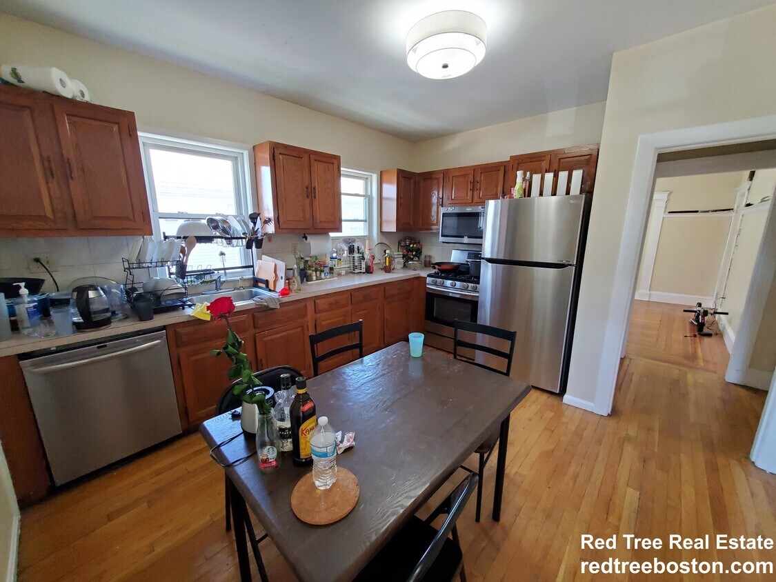 Foto principal - 270 Harvard St