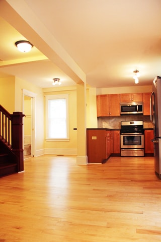 Foto del edificio - 406 Colchester Ave
