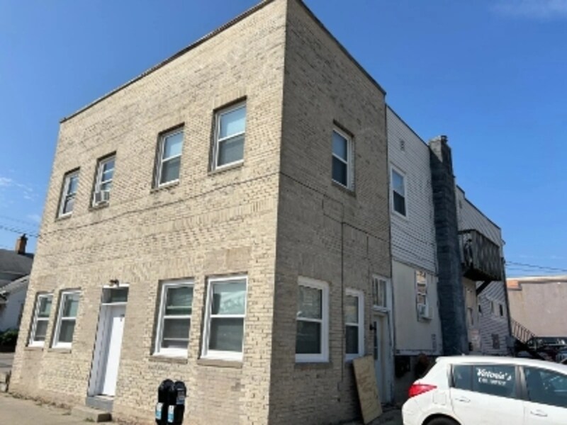 Foto principal - 119 S Walnut St