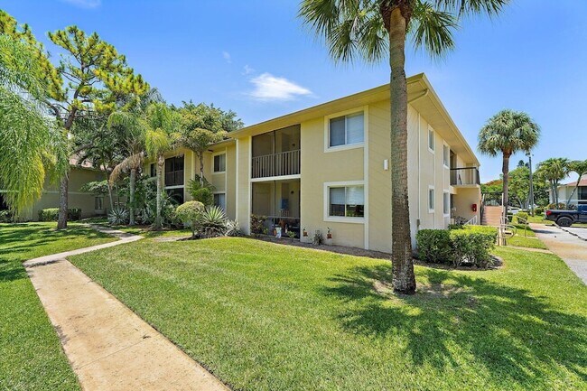 Foto del edificio - 6531 Chasewood Dr